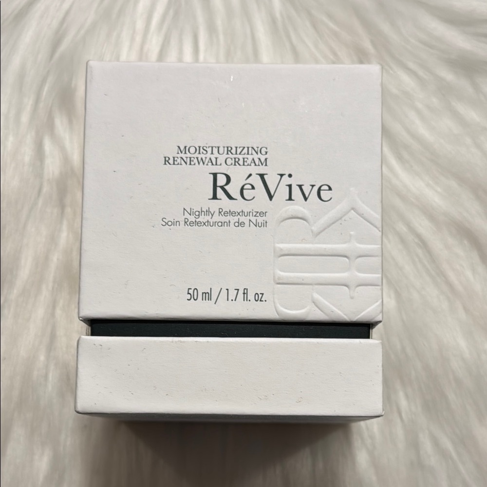 Revive Moisturizing Renewal Cream
